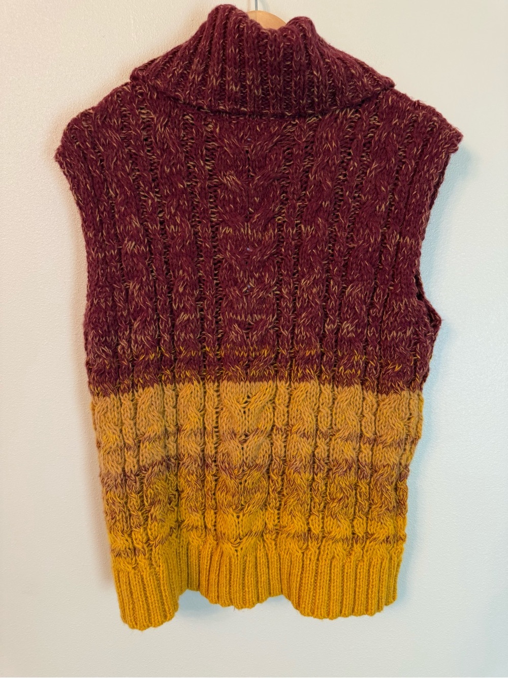 525 America Cozy Ombre Cable Knit Turtleneck Sweater Vest XS NWT - Picture 6 of 9